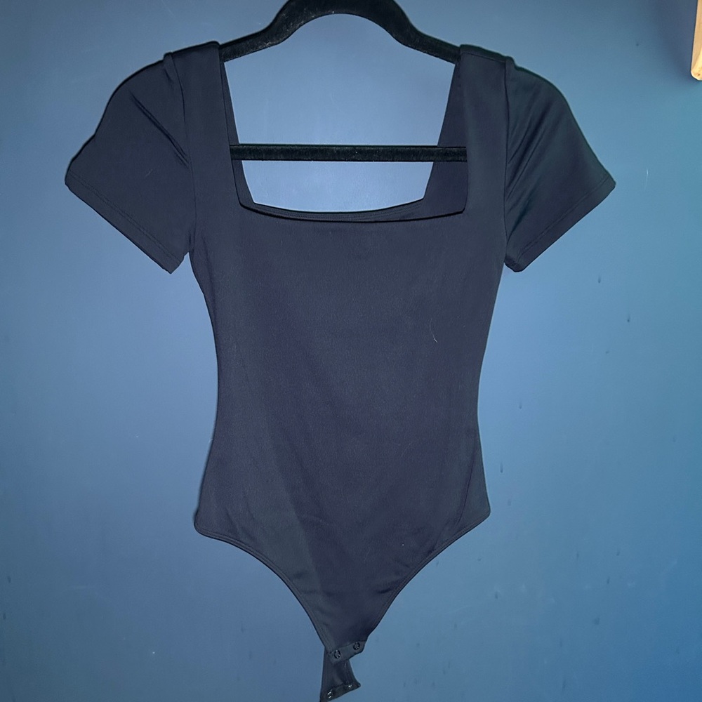 Aritzia Black Square-Neck Short Sleeve Bodysuit